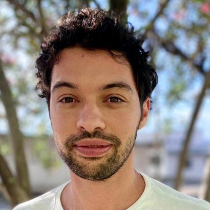 Dr. Iago Augusto Carvalho